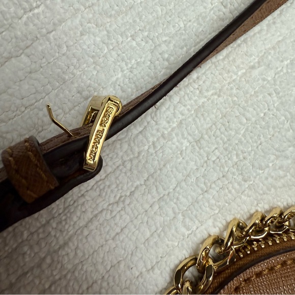 Michael Kors Brown Crossbody chain purse - Picture 6 of 16